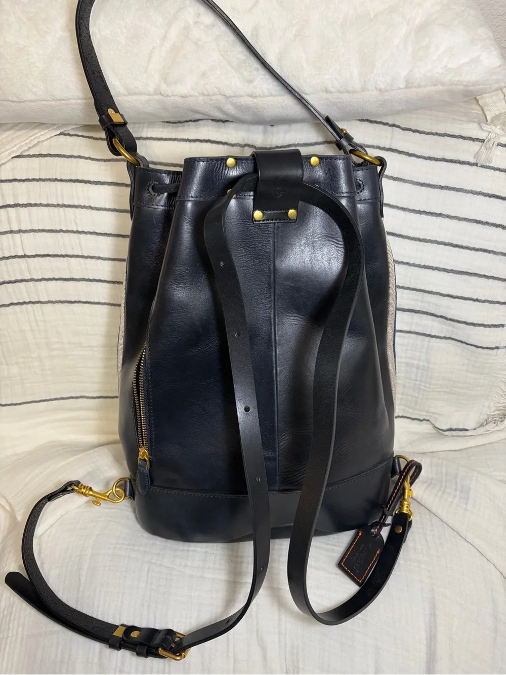 Old Trend Myrtle Bucket Backpack Black Leather Blue Geometric Canvas